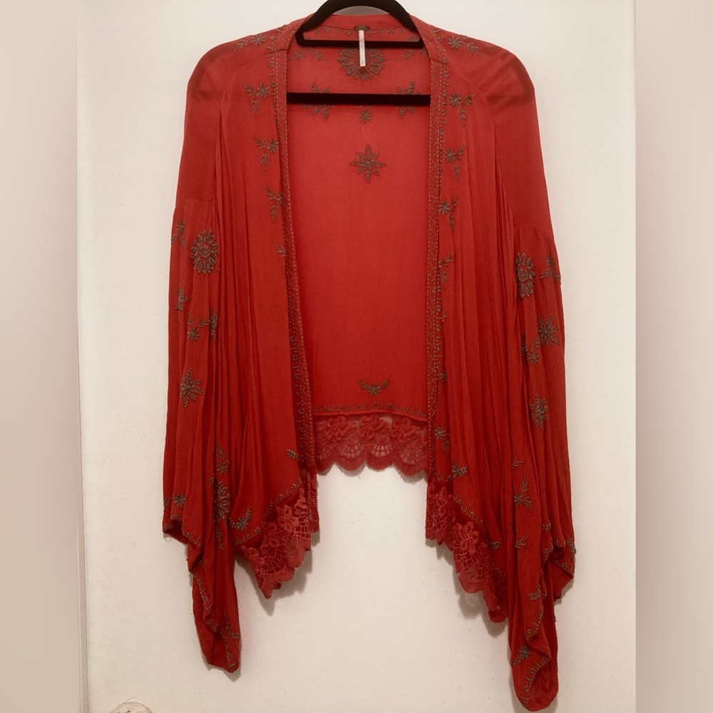 Free People Red Embroidered Kimono Cardigan Size Petite Small